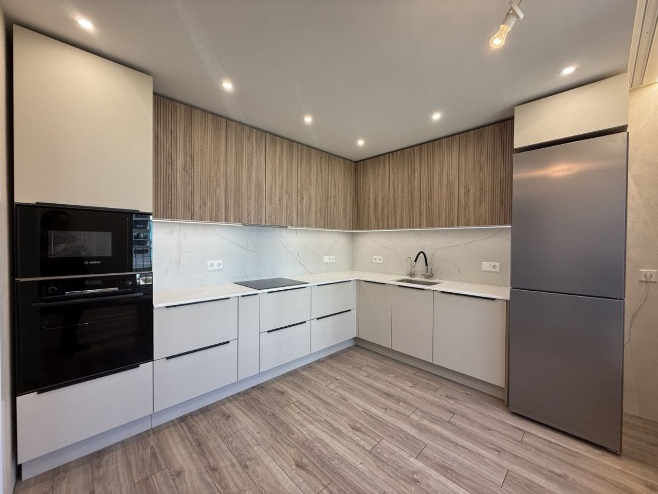 photo_2025-11-09_11-47-56