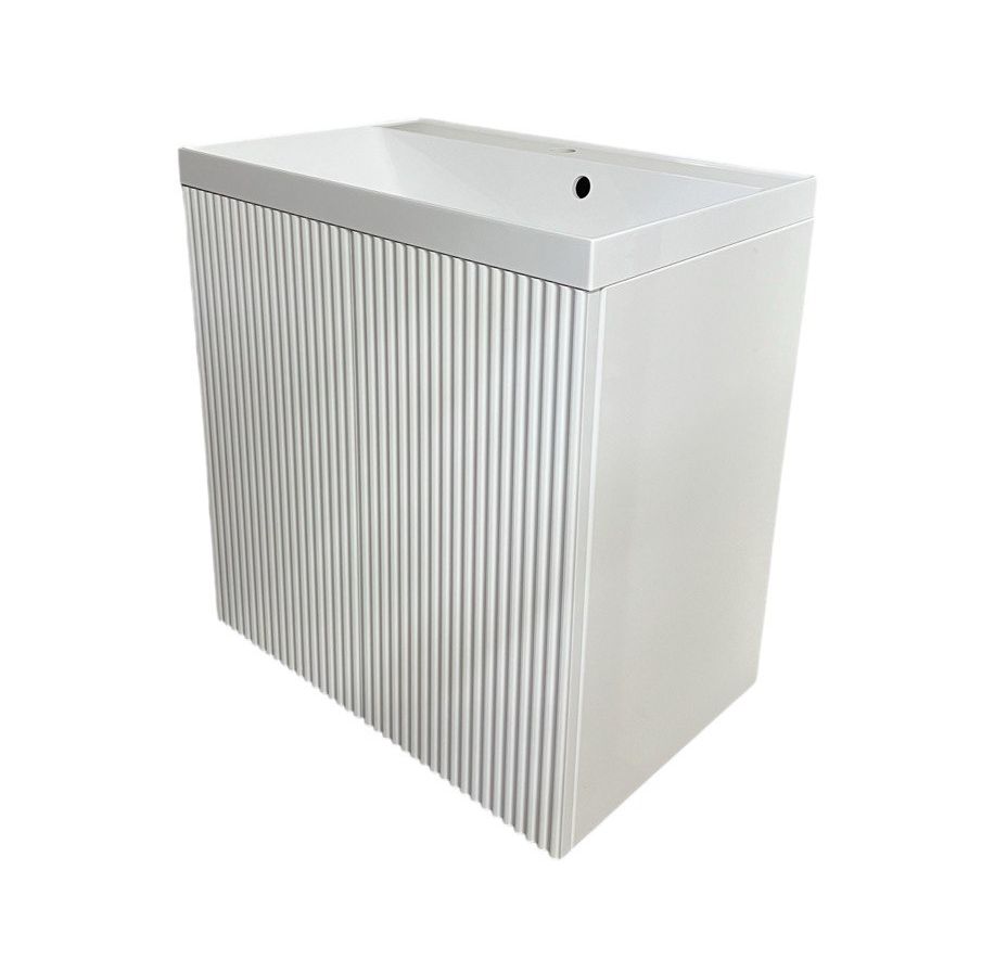 700сбоку с бел ум